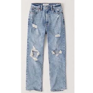 Abercrombie & Fitch Ultra High Rise Ankle Straight Jeans RIPPED LIGHT WASH